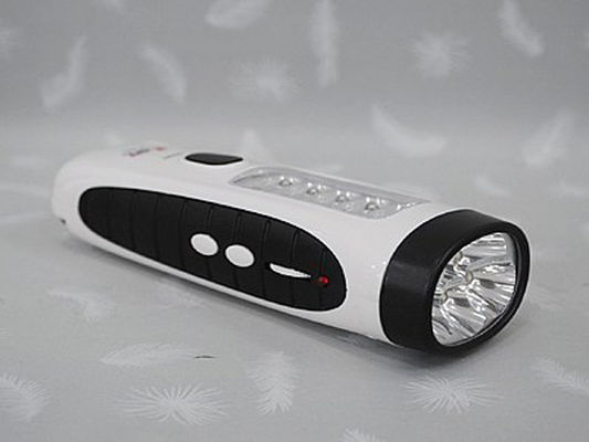 FM 自動スキャン ラジオが付いている緊急の再充電可能な屋外のプラスチック LED トーチ