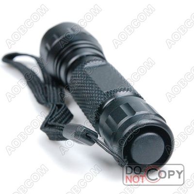A lanterna elétrica conduzida tática dos lúmens 3.0V-4.2V do CE e do ROHS 600 com CREE T6 conduziu para atividades exteriores