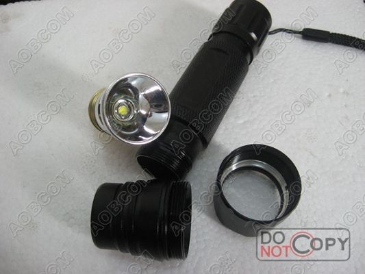 A lanterna elétrica conduzida tática dos lúmens 3.0V-4.2V do CE e do ROHS 600 com CREE T6 conduziu para atividades exteriores