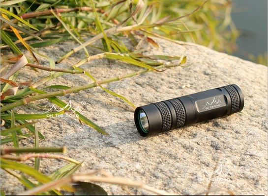 High Power Xanh Cree Led Đèn pin sạc, 220 Lumens Đối với đi bộ