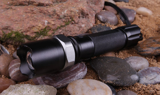 Le mini Cree de lumen élevé a mené la longue distance superbe de lampes-torches pour chasser, dureté élevée