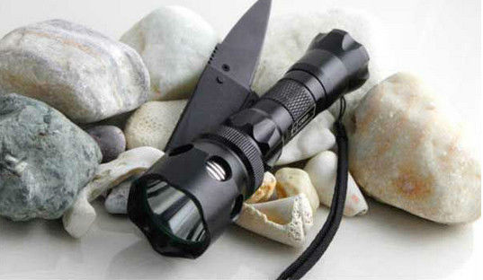 500m berburu Cree Led senter hemat energi, Waterproof IP 66 dengan balok Multi warna