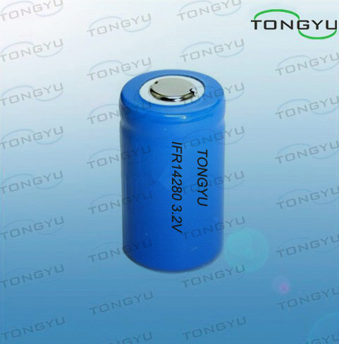 कम आत्म छुट्टी LiFePO4 बैटरी 3.2V सौर एलईडी रोशनी के लिए 320mAh / टॉर्च